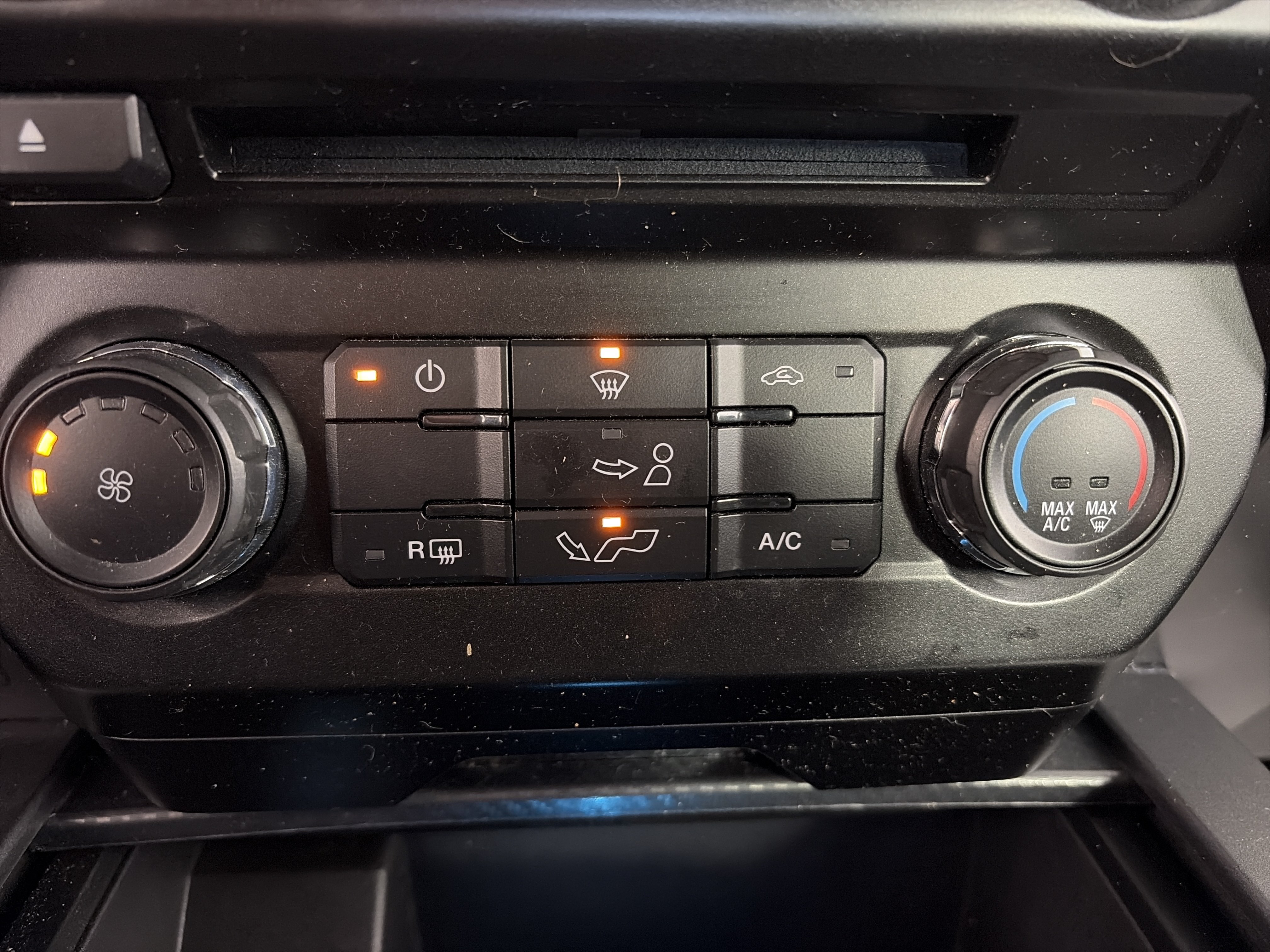 Used 2018 Ford F150 XLT w/ Equipment Group 301A Mid AWD/4WD image 25