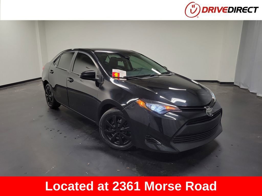 Used 2019 Toyota Corolla LE image 1