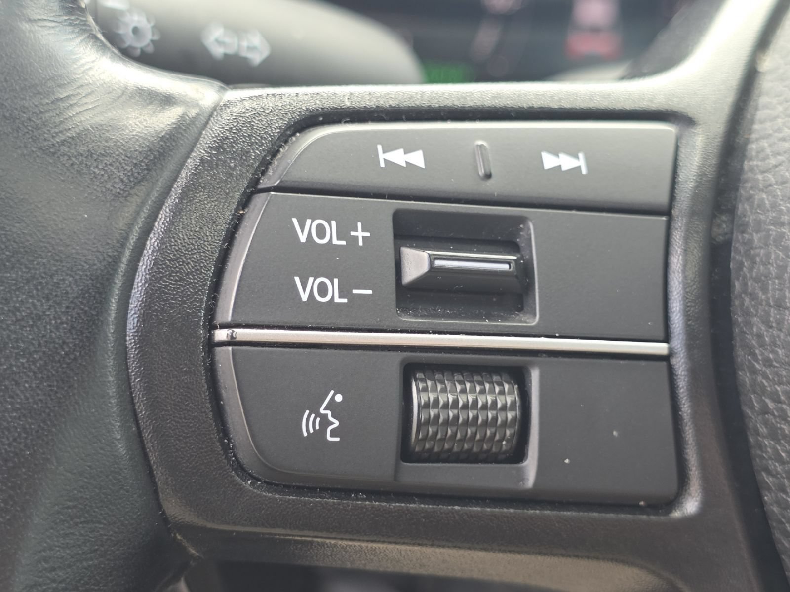 Used 2025 Honda Accord Sport image 32