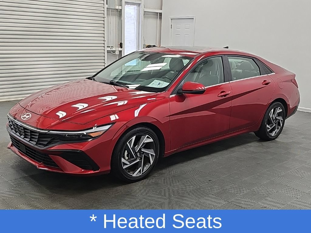 Used 2025 Hyundai Elantra Limited FWD image 6