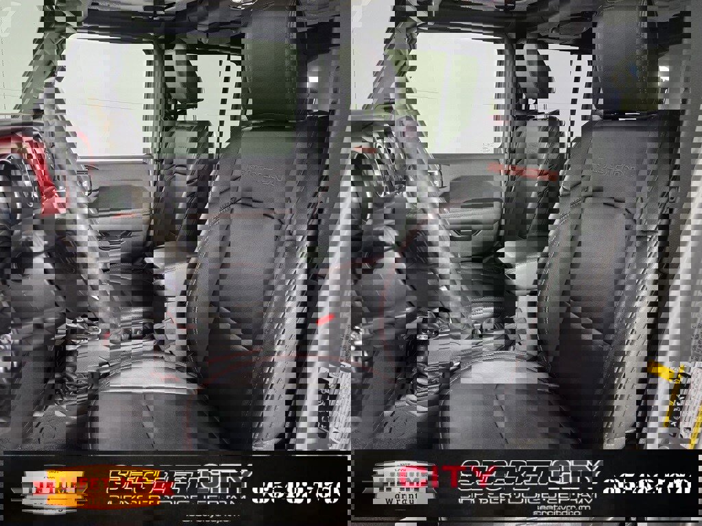 Used 2022 Jeep Wrangler Unlimited Rubicon w/ Dual Top Group image 9