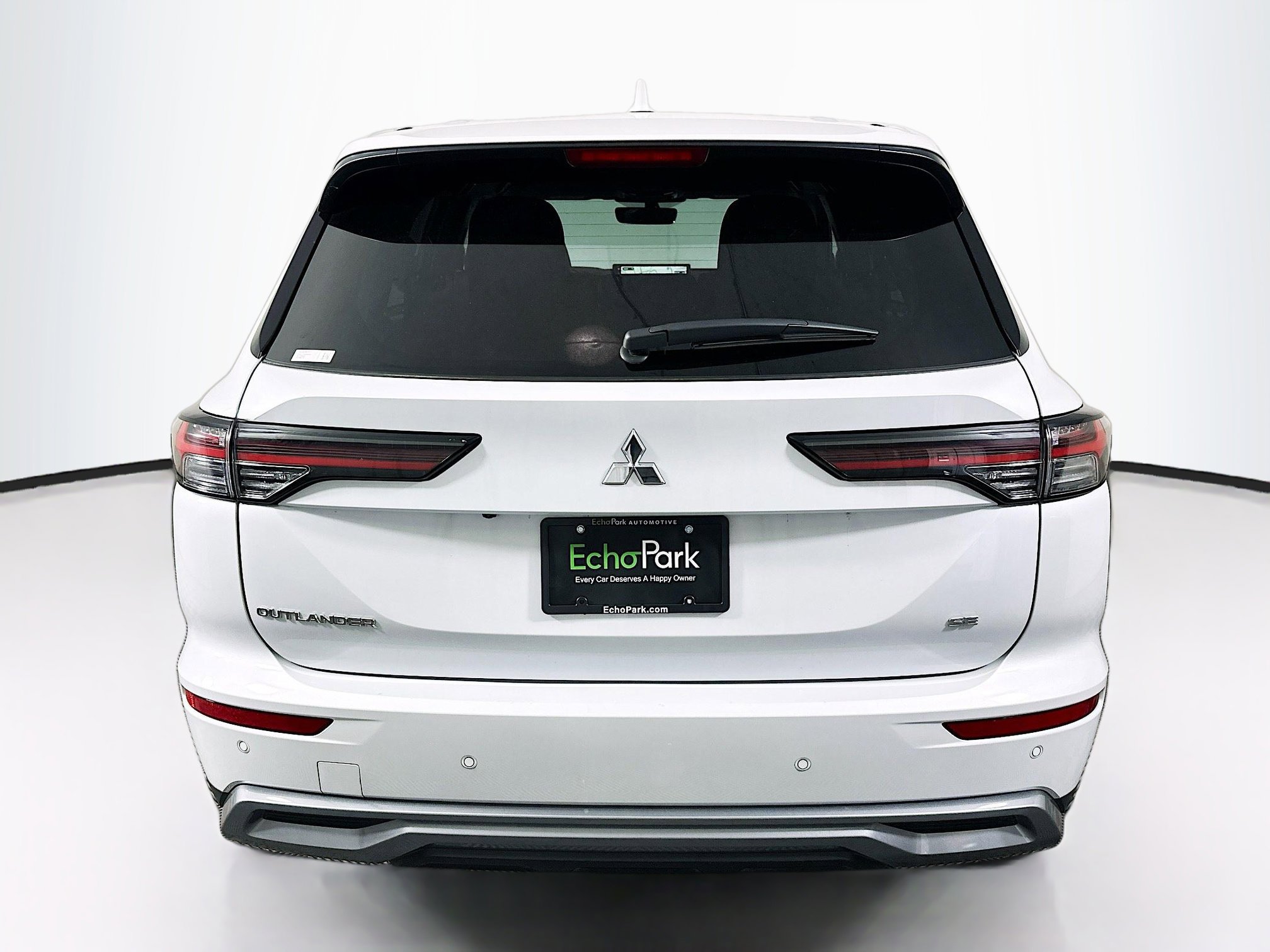 Used 2025 Mitsubishi Outlander SE FWD image 7