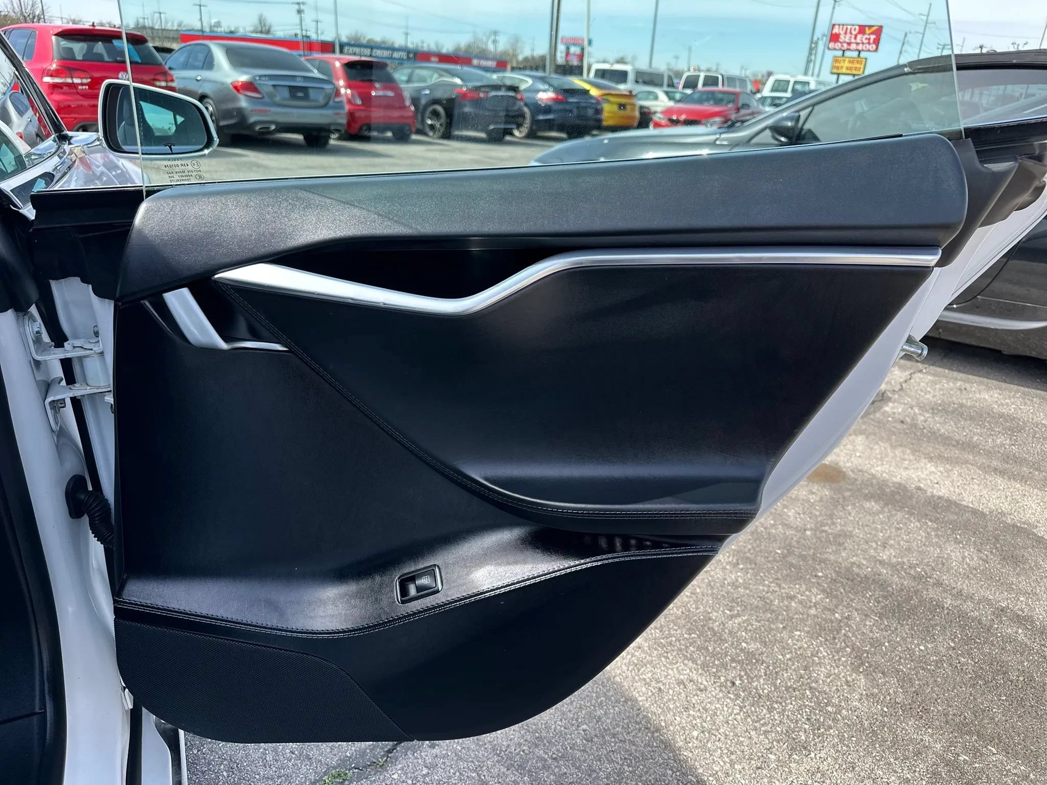 Used 2017 Tesla Model S 75D AWD/4WD image 24