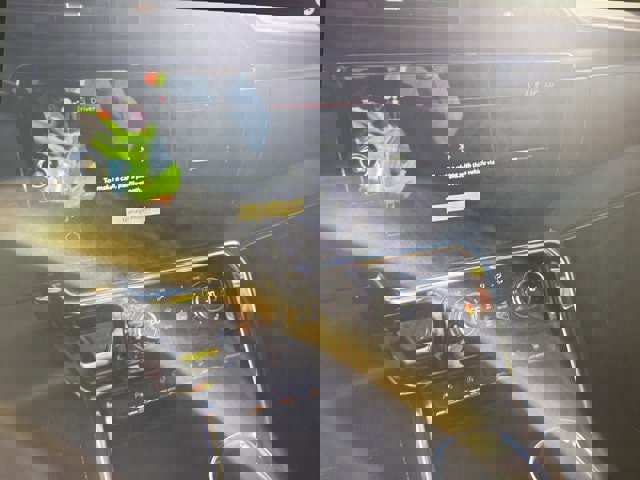 Used 2023 GMC Sierra 1500 Denali Ultimate image 9