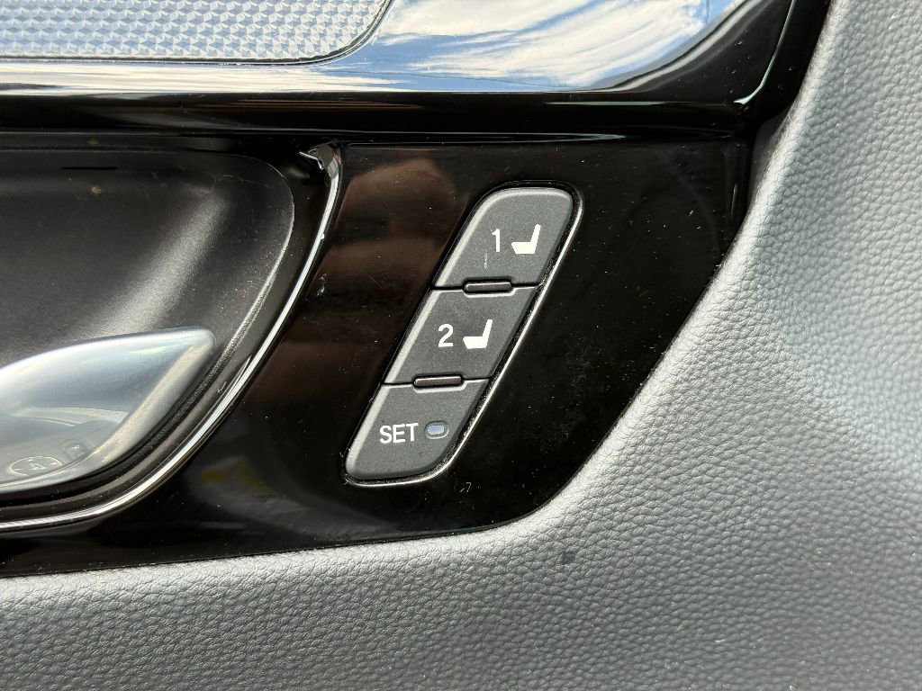 Used 2023 Honda CR-V Sport Touring image 22