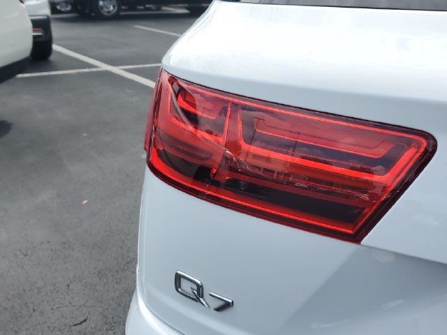 Used 2019 Audi Q7 3.0T Prestige w/ Prestige Package AWD/4WD image 28