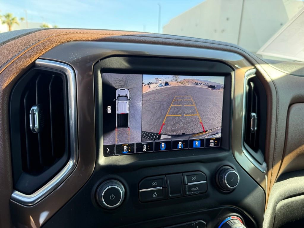 Used 2022 Chevrolet Silverado 2500 High Country w/ Z71 Off-Road Package image 32