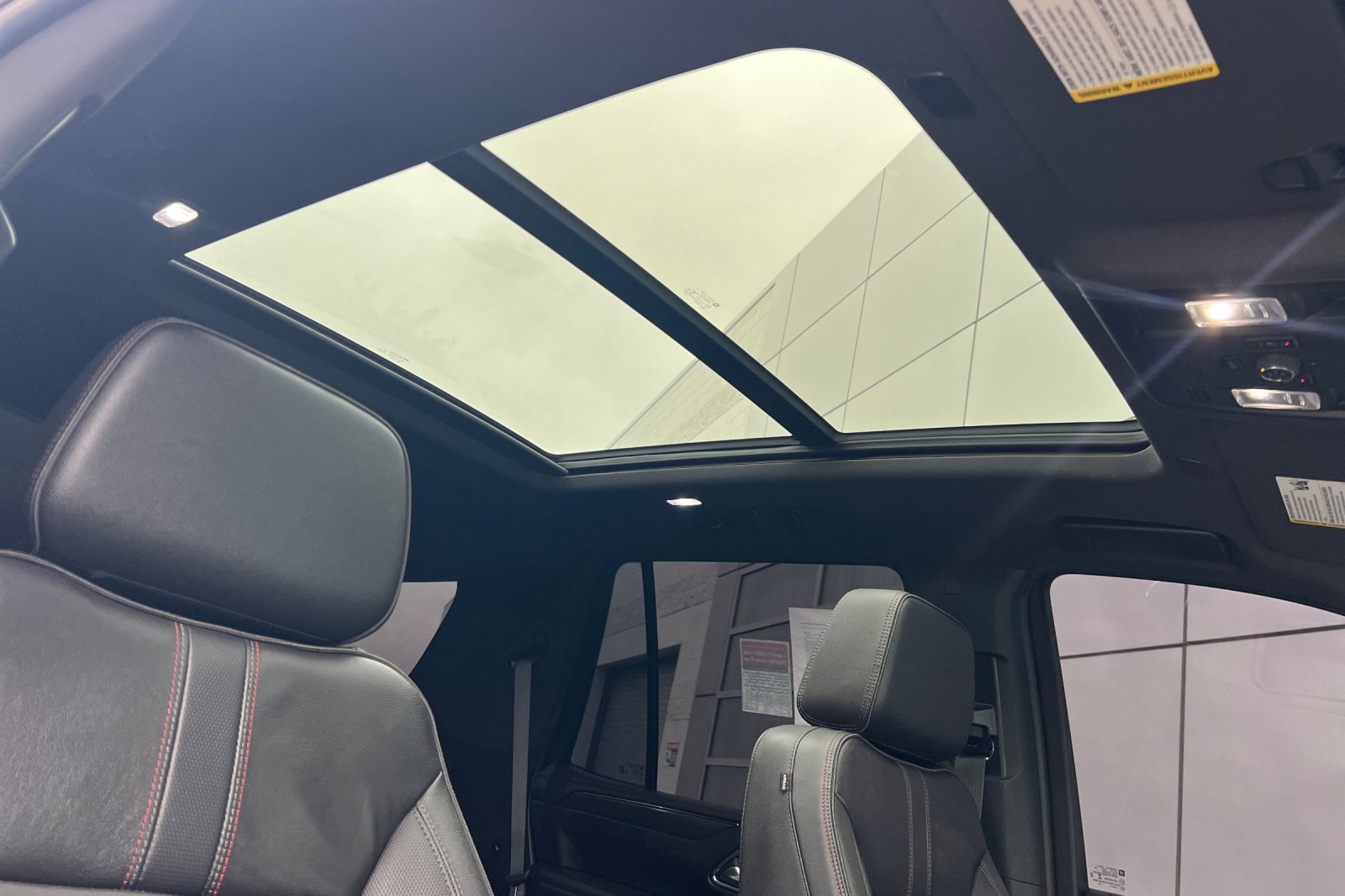 Used 2022 Chevrolet Tahoe RST w/ Sport Performance Package image 15