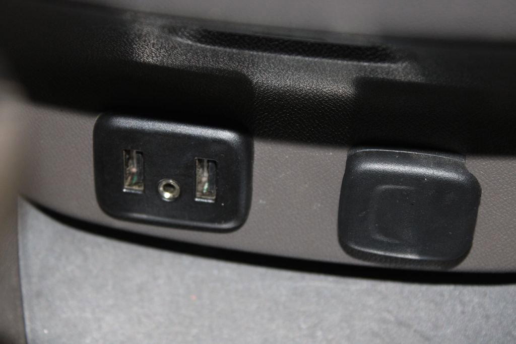 Used 2016 Chevrolet Malibu LT FWD image 37