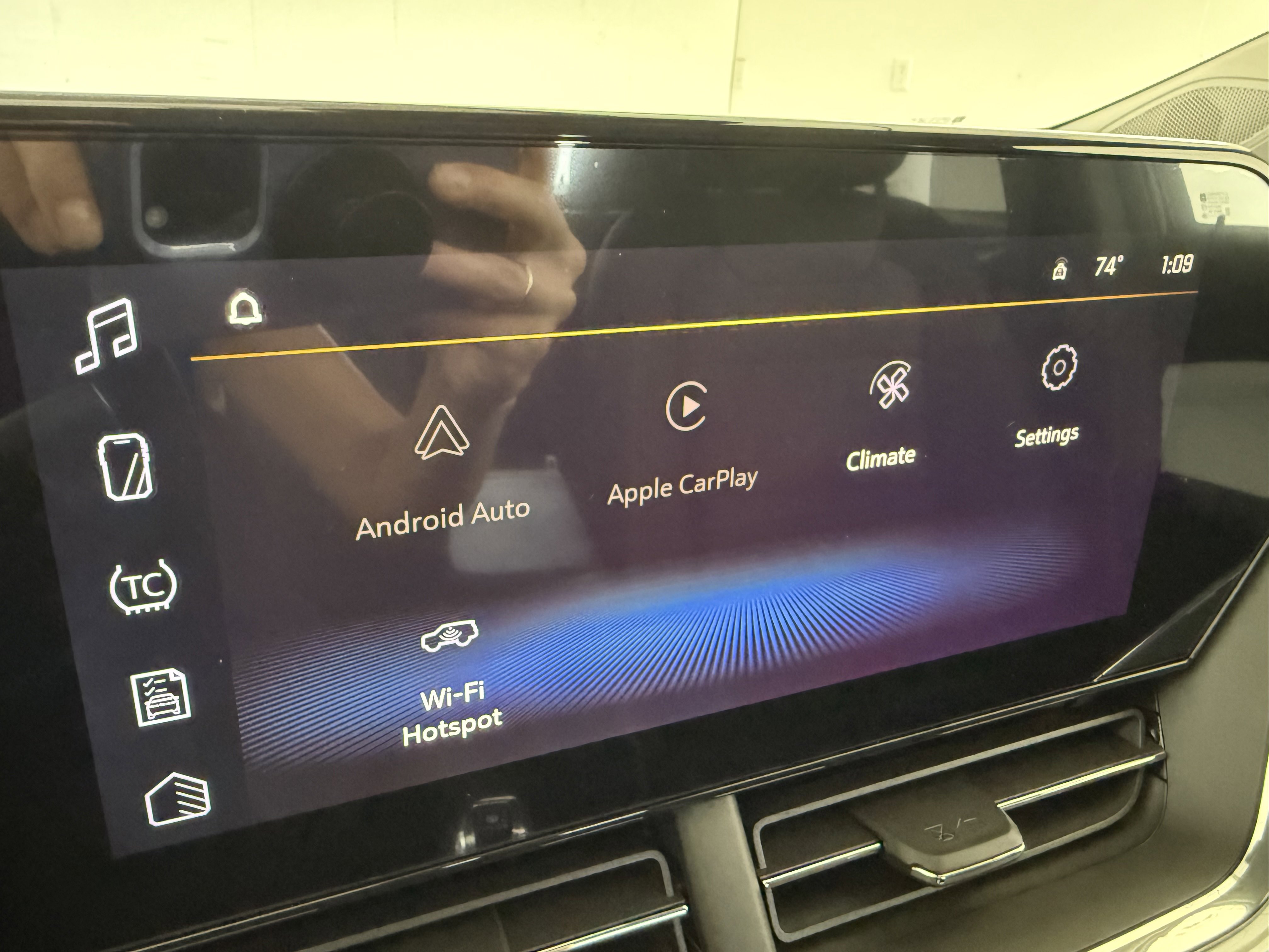 New 2025 Chevrolet Trax LT w/ Driver Confidence Package image 23