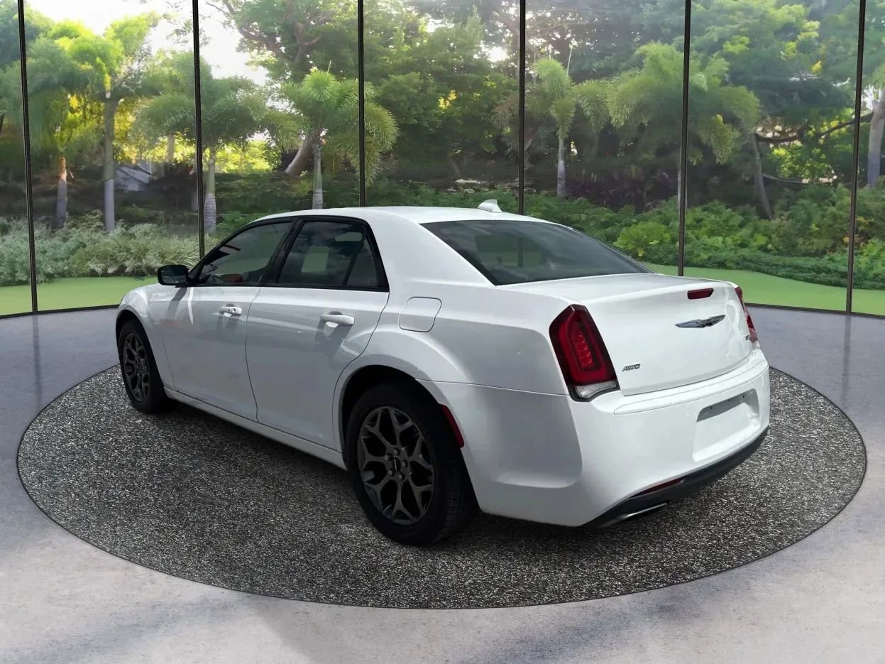 Used 2016 Chrysler 300 S AWD/4WD image 7