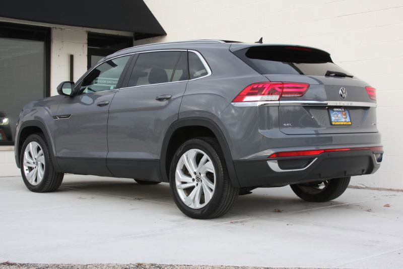 Used 2021 Volkswagen Atlas Cross Sport SEL w/ Cross Sport MDO Package AWD/4WD image 9