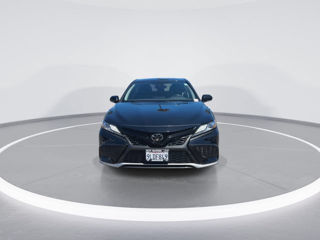 Used 2024 Toyota Camry XSE FWD image 3
