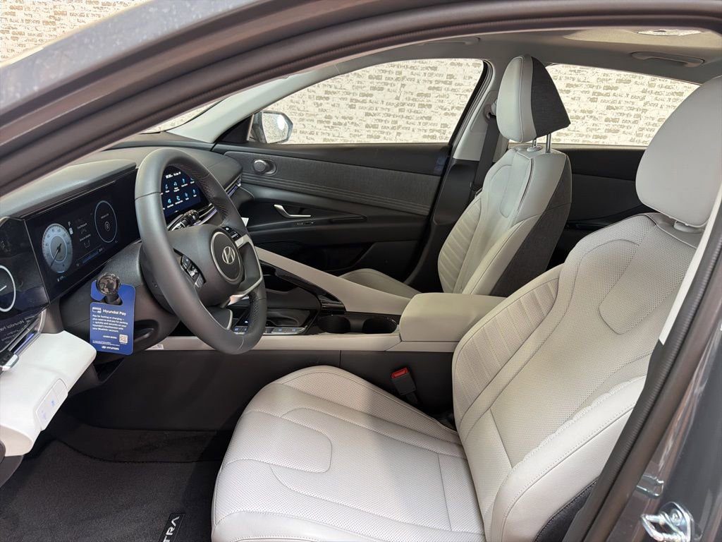 New 2026 Hyundai Elantra Limited image 22