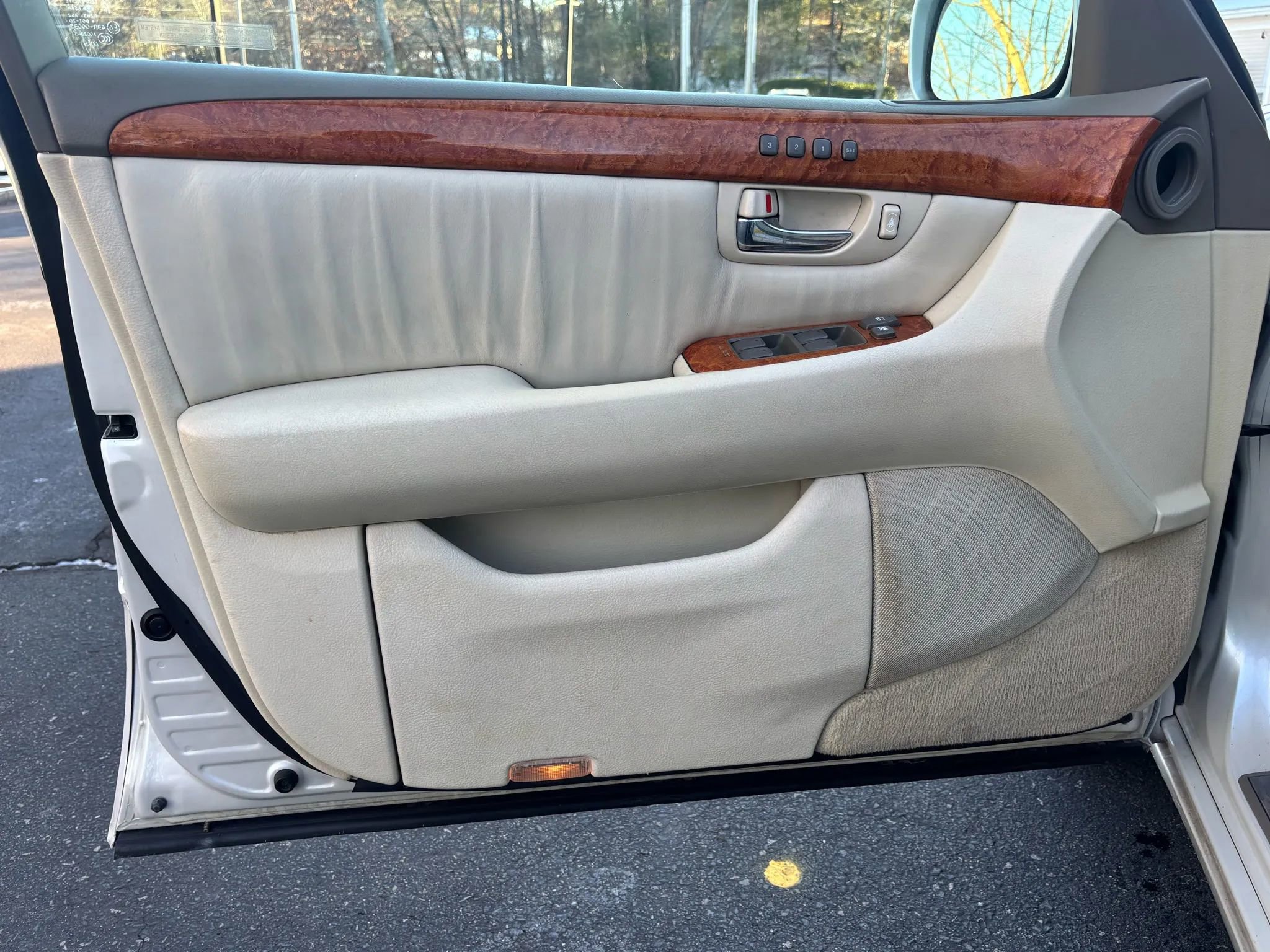Used 2003 Lexus LS 430 RWD image 13