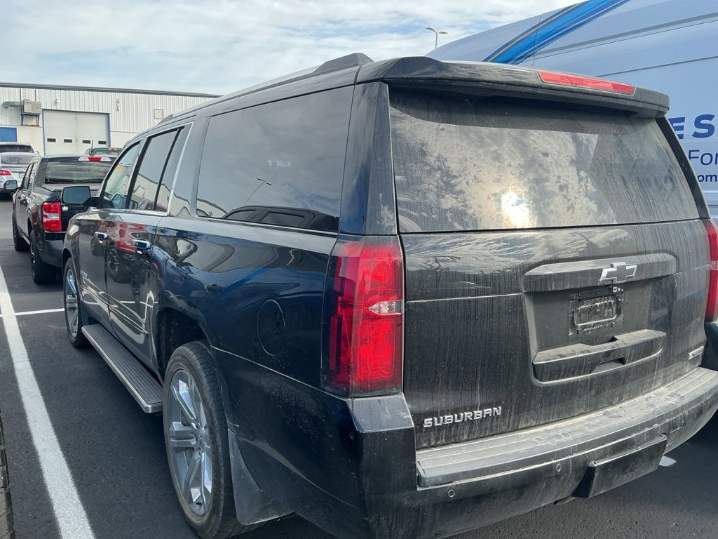 Used 2018 Chevrolet Suburban Premier AWD/4WD image 5