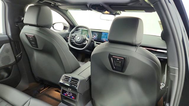 Used 2026 BMW 530i image 27