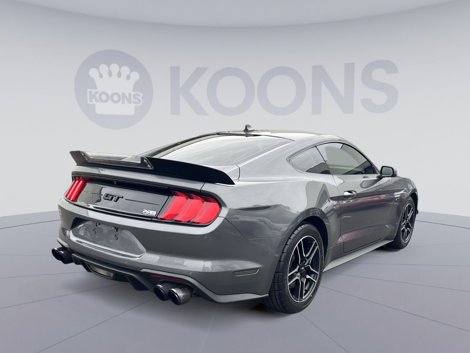 Used 2022 Ford Mustang GT w/ Equipment Group 301A RWD image 7
