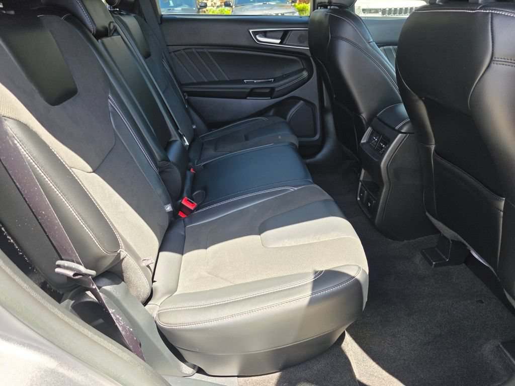 Used 2020 Ford Edge ST AWD/4WD image 14