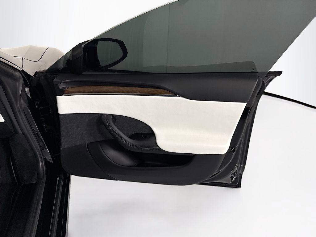 Used 2023 Tesla Model S Standard Range image 26