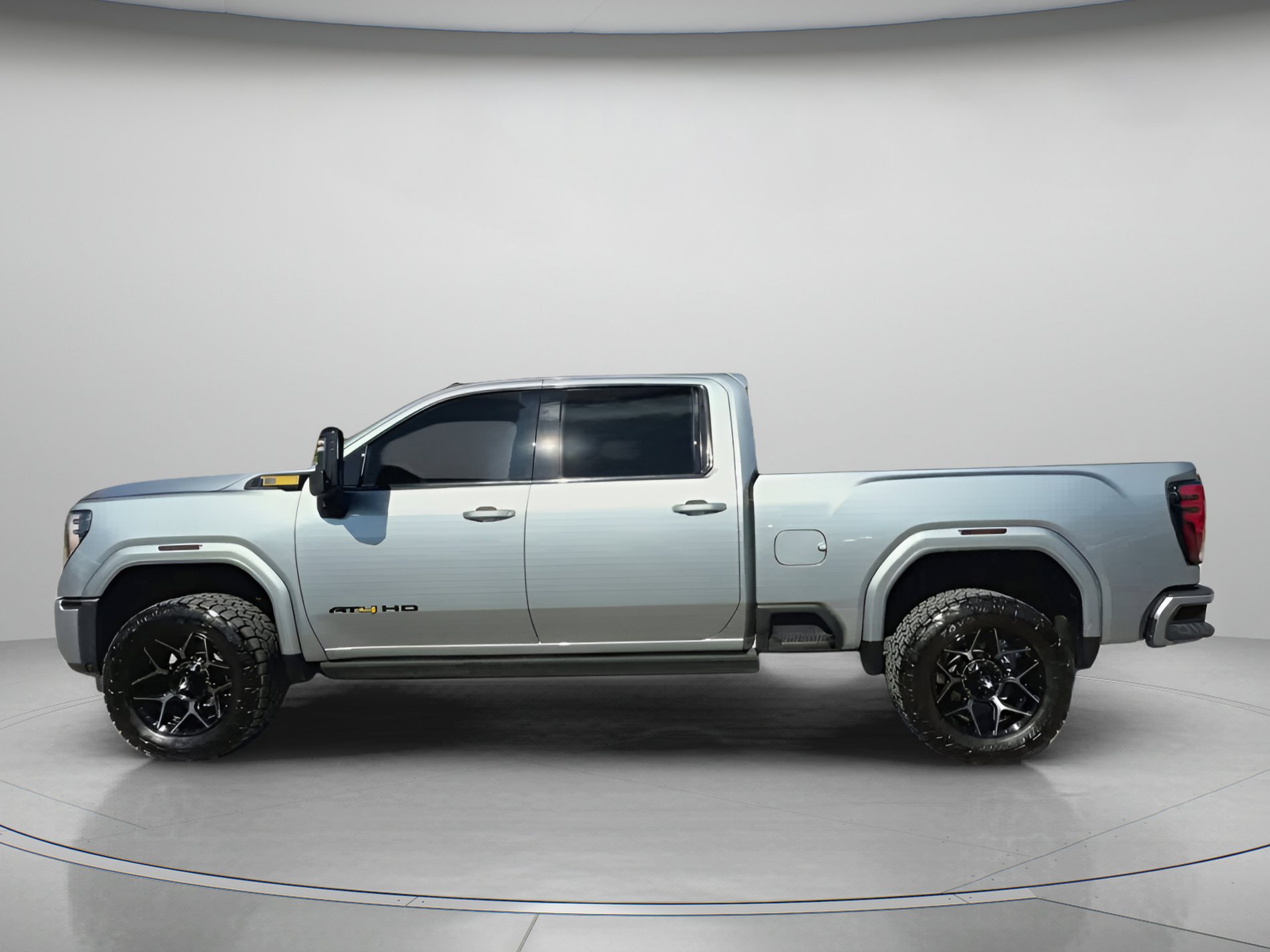 Used 2024 GMC Sierra 2500 AT4 w/ AT4 Premium Plus Package image 16