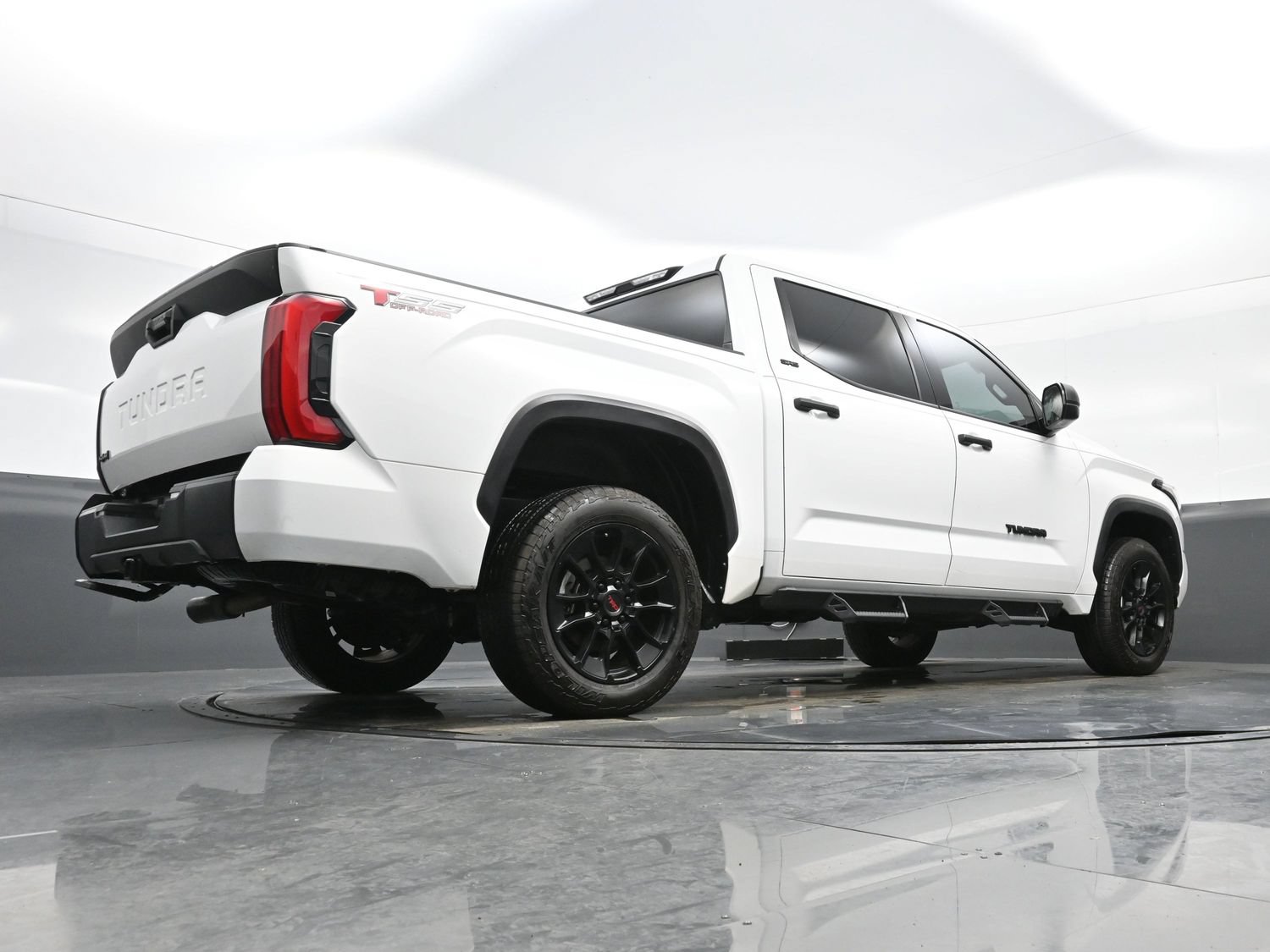 Used 2023 Toyota Tundra SR5 AWD/4WD image 30