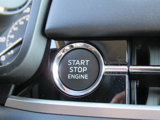 New 2026 Mitsubishi Outlander SE FWD image 17