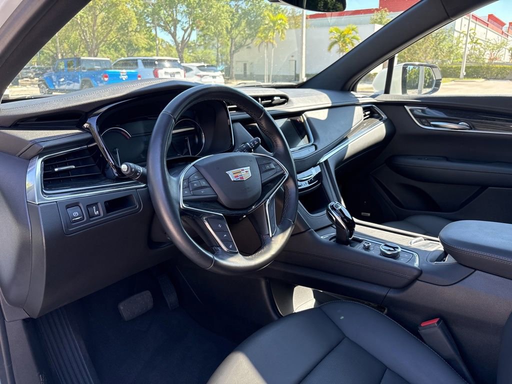 Used 2022 Cadillac XT5 Premium Luxury image 14