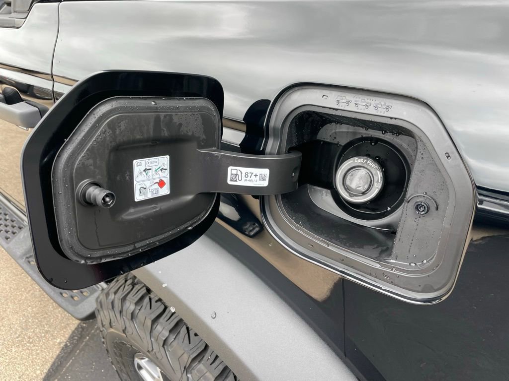 New 2025 Ford Bronco Badlands image 64