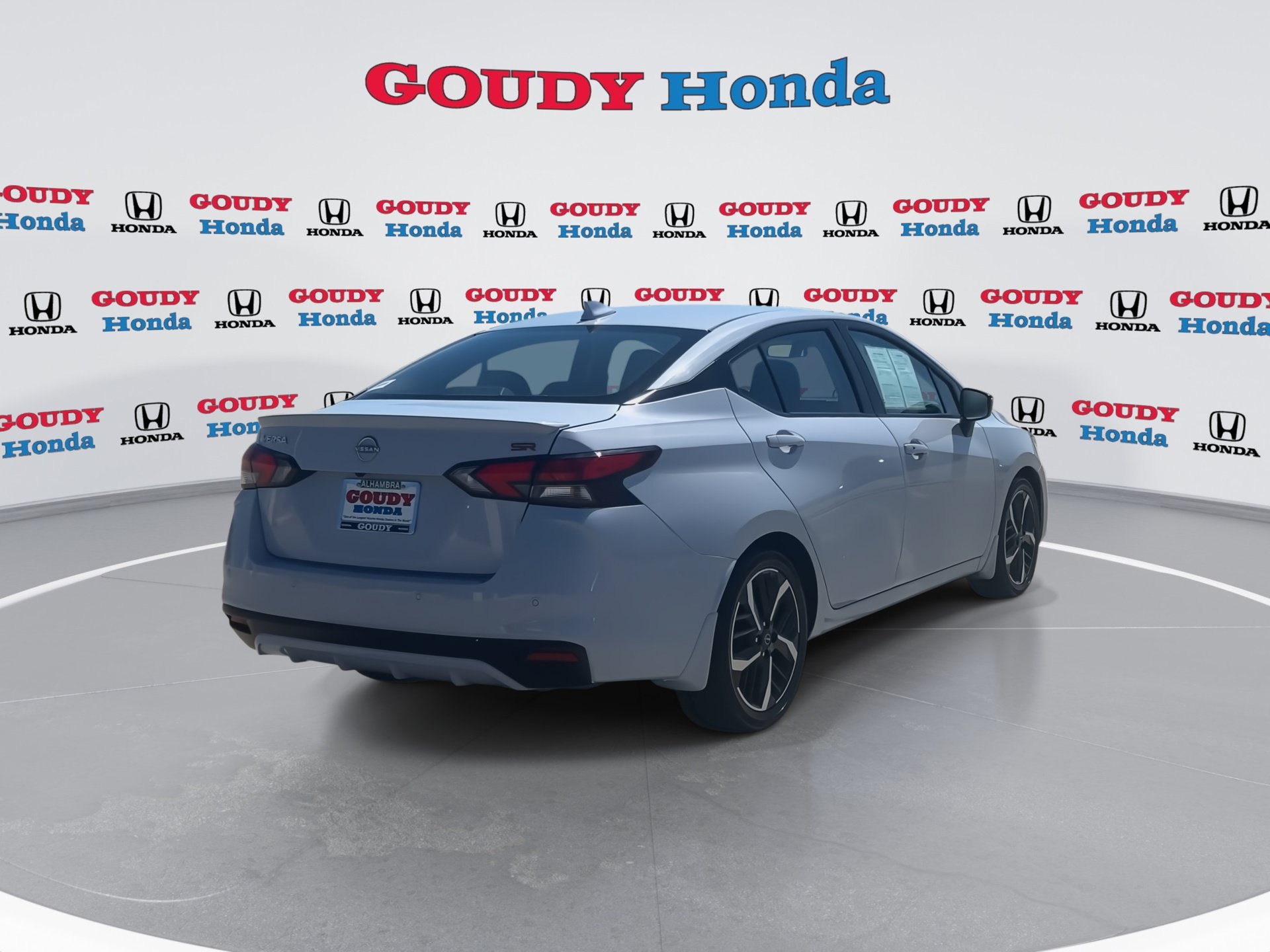 Used 2024 Nissan Versa SR w/ Trunk Package FWD image 8