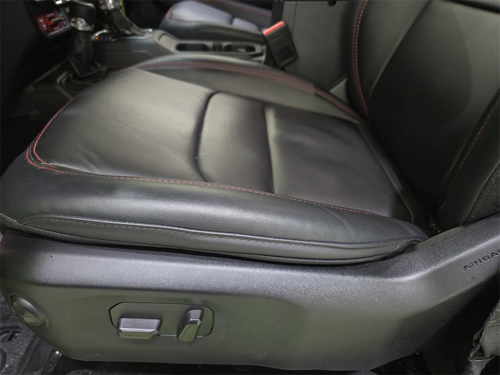 Used 2025 Jeep Wrangler Unlimited Rubicon image 30