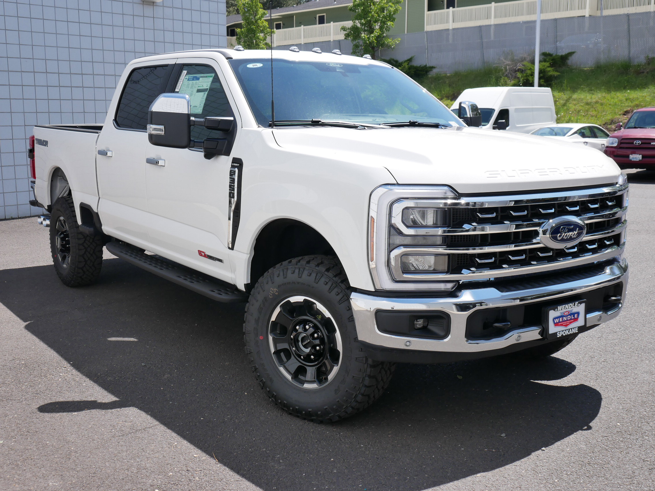 New 2025 Ford F350 Lariat w/ Lariat Ultimate Package image 38