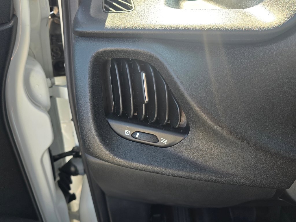 Used 2022 RAM ProMaster City Tradesman image 11