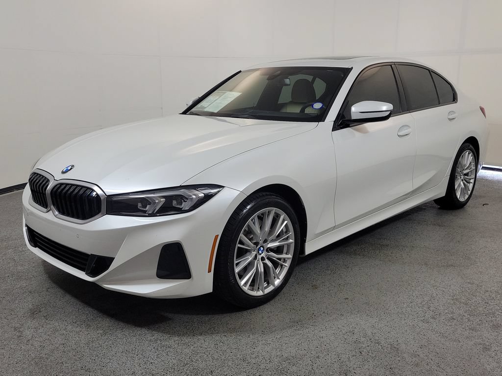 Used 2023 BMW 330i Sedan w/ Premium Package RWD image 3