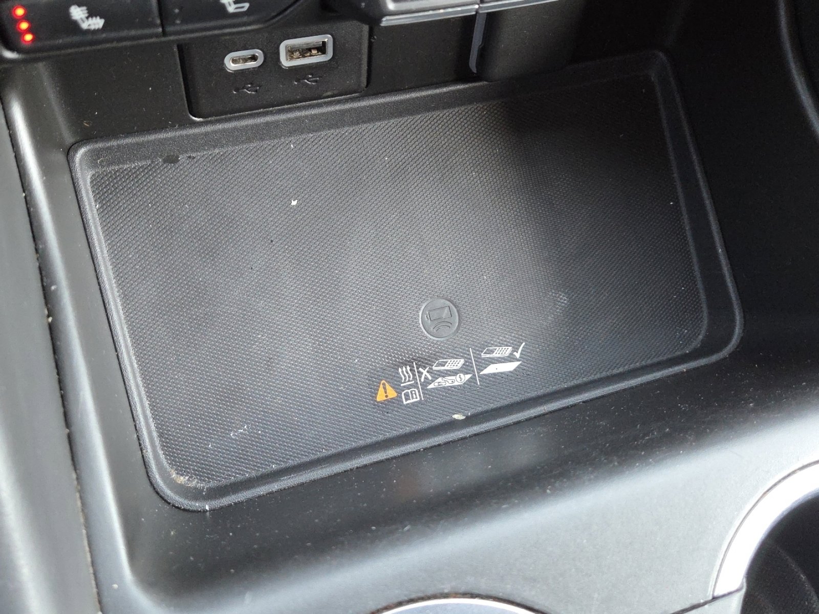 Used 2021 Chevrolet Tahoe LT w/ LT Signature Package AWD/4WD image 10