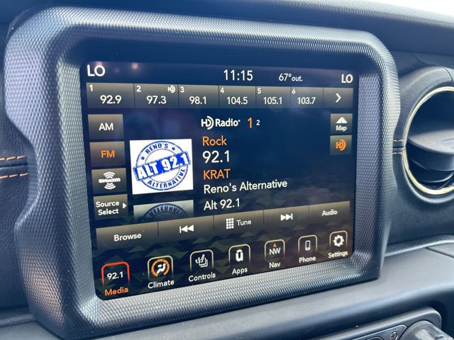 Used 2023 Jeep Wrangler Unlimited Sahara AWD/4WD image 13