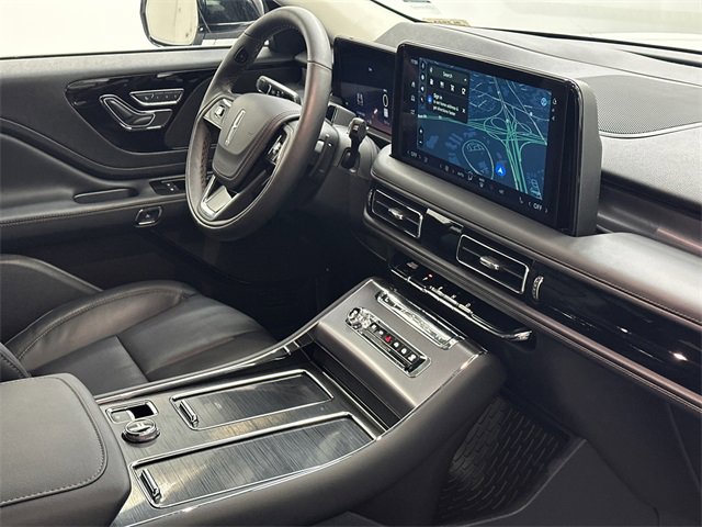 New 2026 Lincoln Aviator AWD image 10