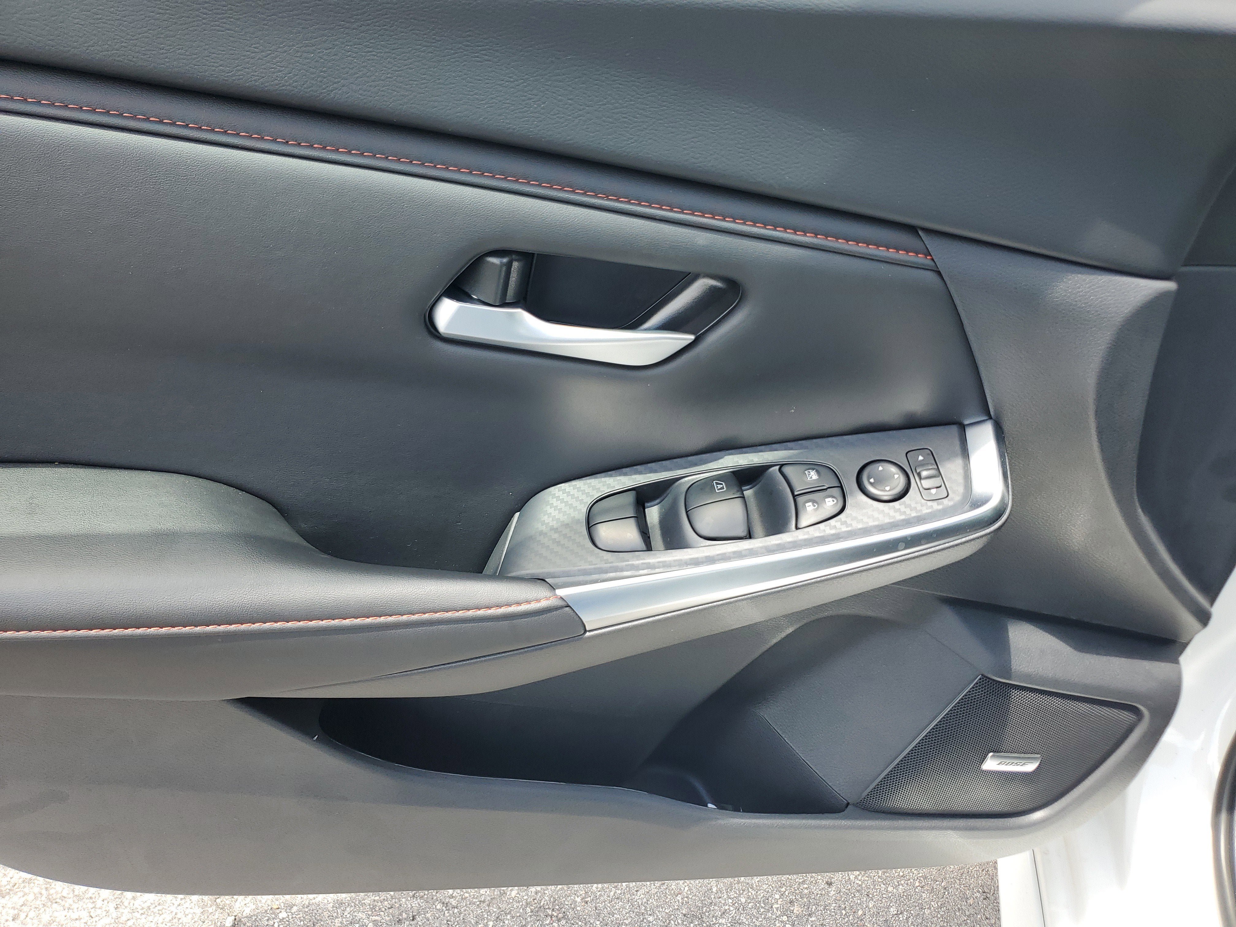New 2025 Nissan Sentra SR w/ SR Premium Package FWD image 12