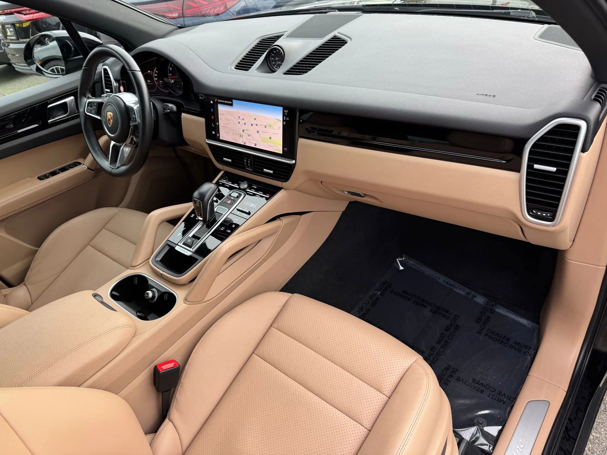 Used 2023 Porsche Cayenne w/ Sport Chrono Package (8LH) AWD/4WD image 24