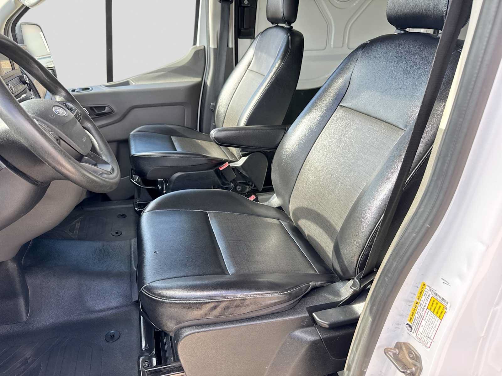 Used 2024 Ford Transit 250 148 High Roof Extended AWD image 15