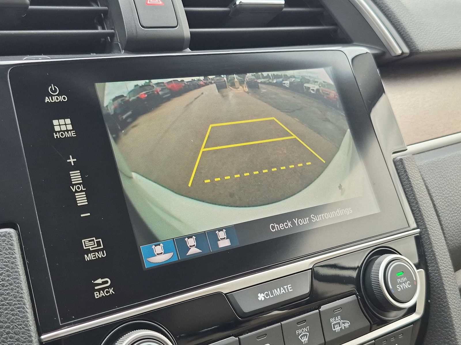 Used 2018 Honda Civic Touring image 29