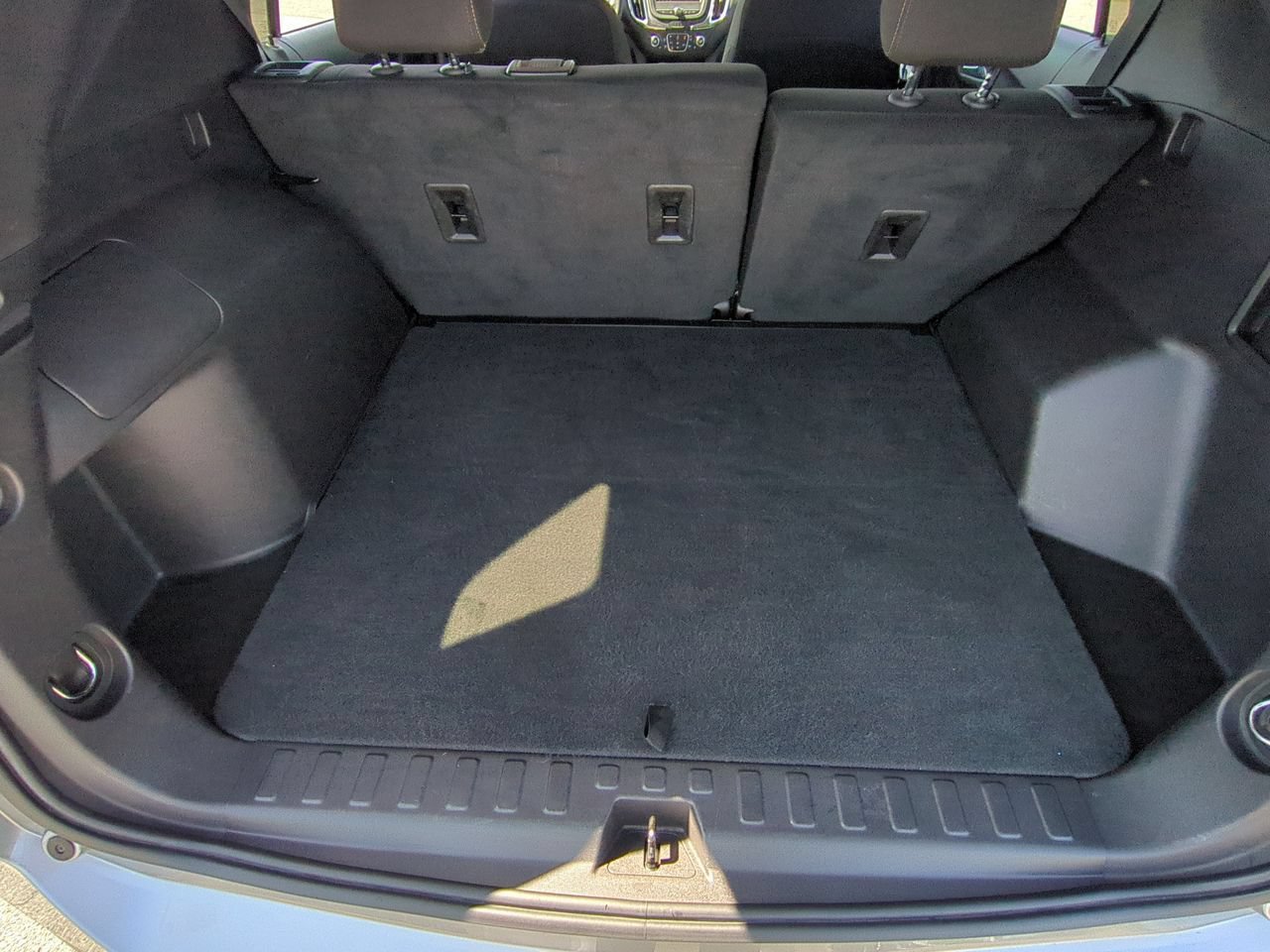 Used 2024 Chevrolet Equinox LT AWD/4WD image 24