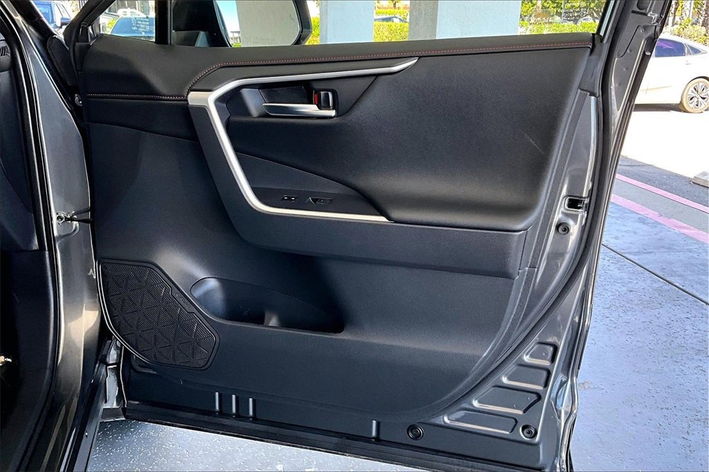Certified 2025 Toyota RAV4 XSE image 28