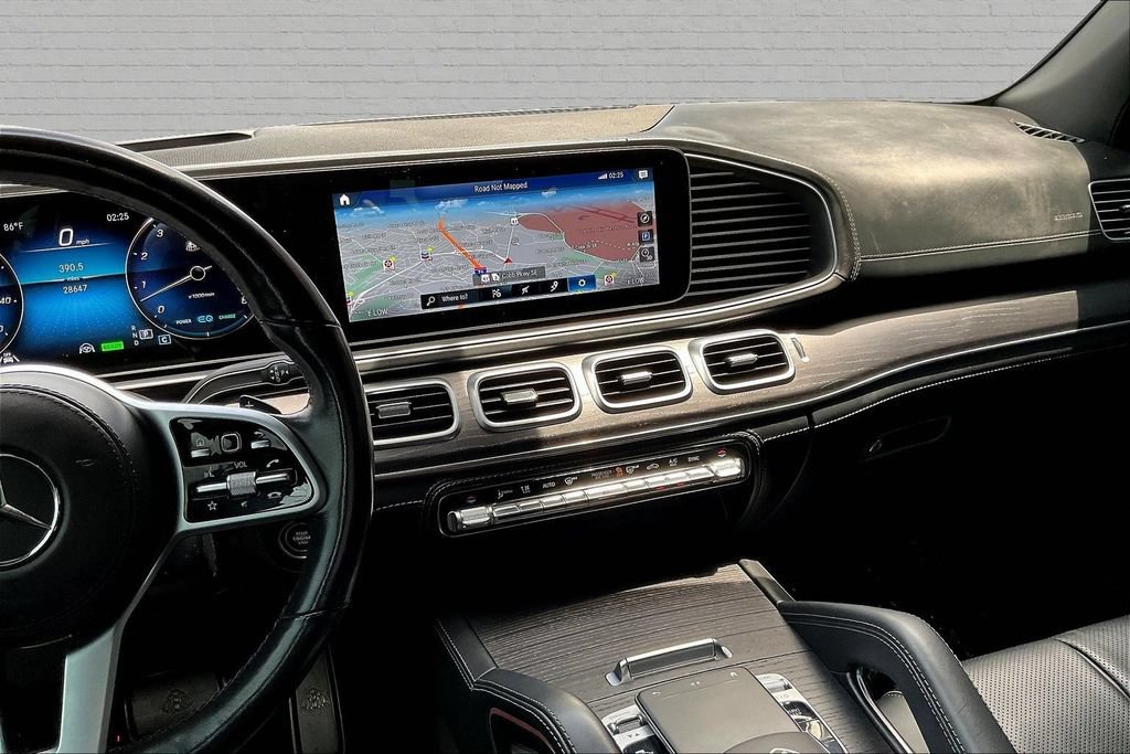 Used 2021 Mercedes-Benz Maybach GLS 600 4MATIC image 9