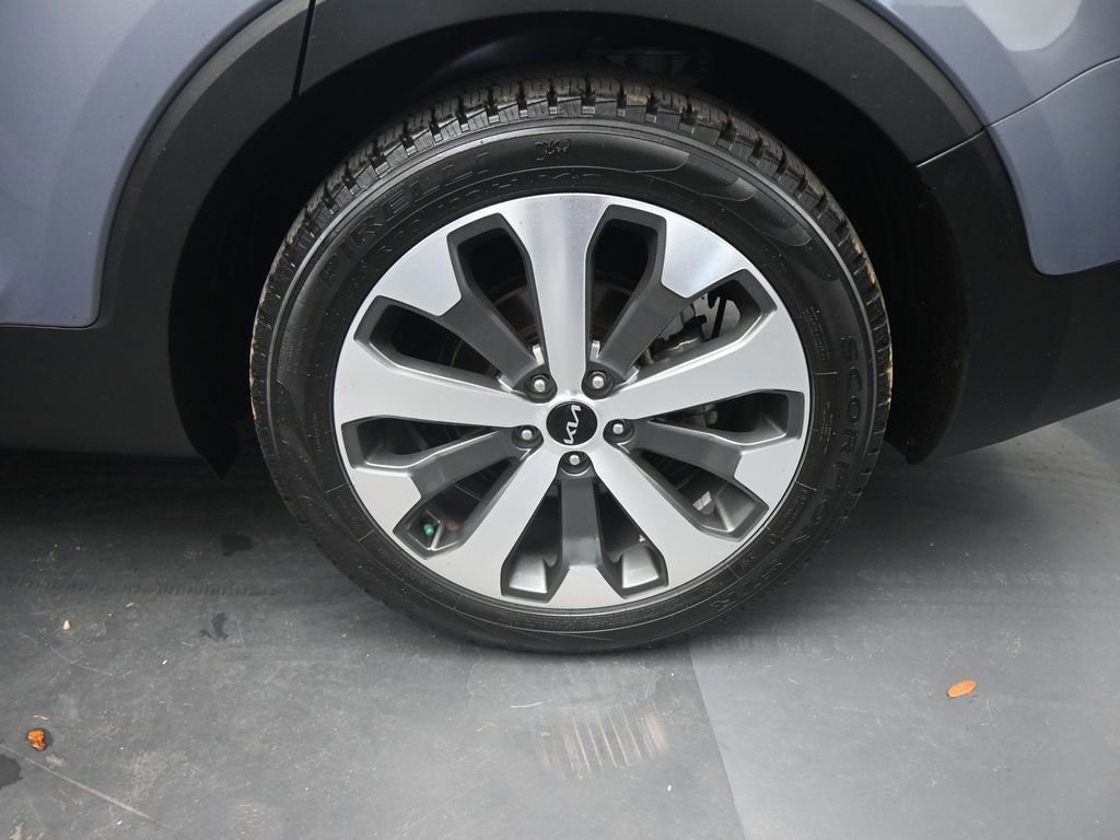 Used 2022 Kia Telluride EX w/ EX Premium Package image 25