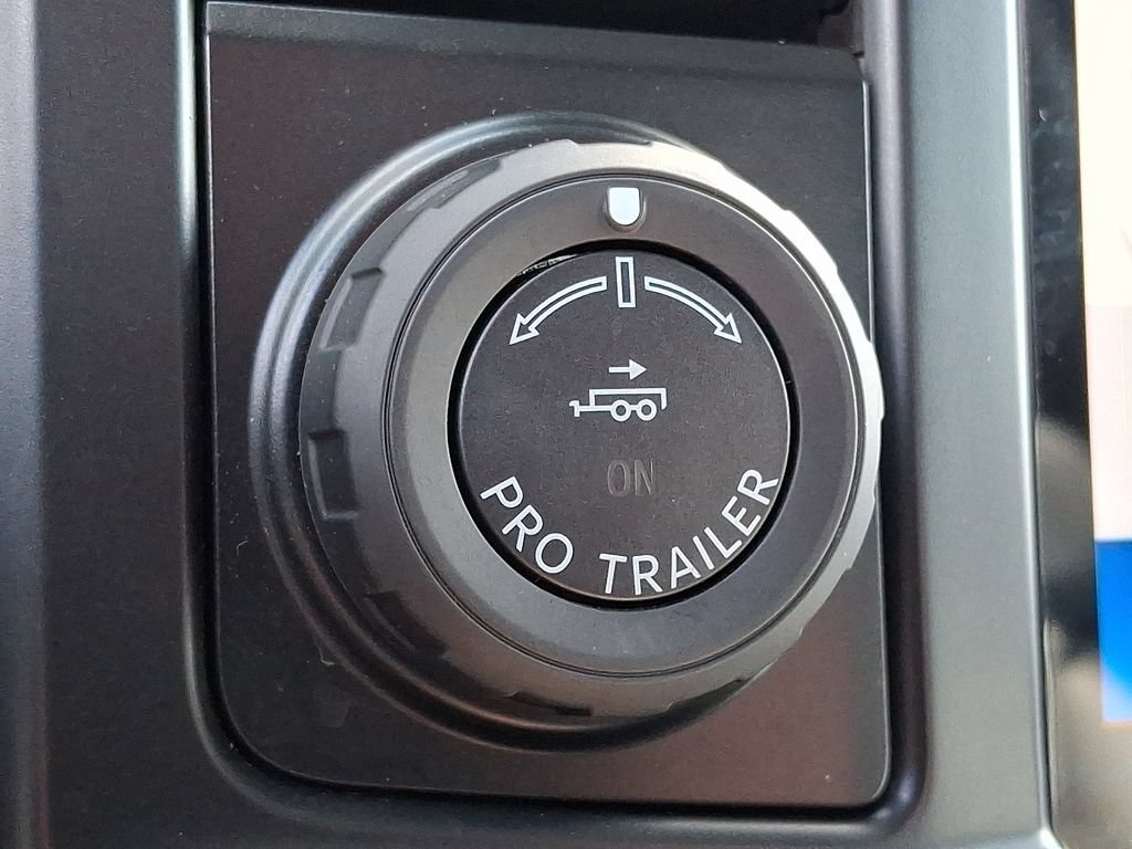Used 2024 Ford F350 Limited w/ FX4 Off-Road Package AWD/4WD image 28