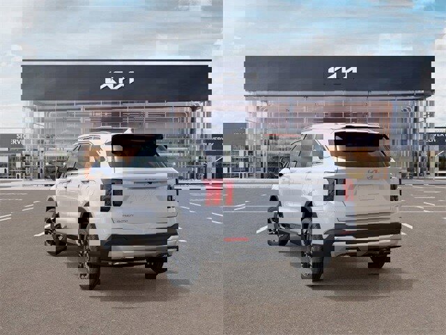 New 2025 Kia Sorento S image 4