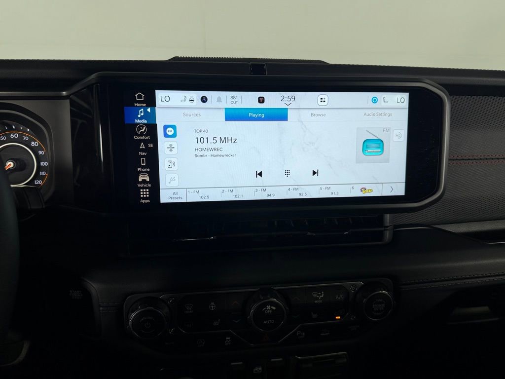 Used 2025 Jeep Gladiator Rubicon image 14