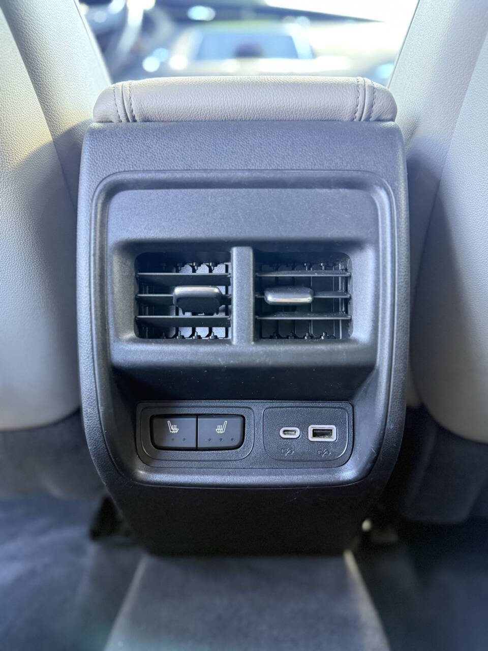 Used 2019 Cadillac XT4 Luxury w/ Cold Weather Package image 15