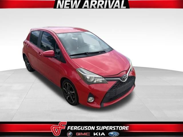 Used 2015 Toyota Yaris SE FWD image 1